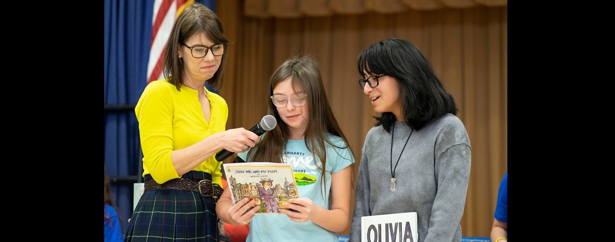 Students present their favorite books at morning program in Hancock Elementary School